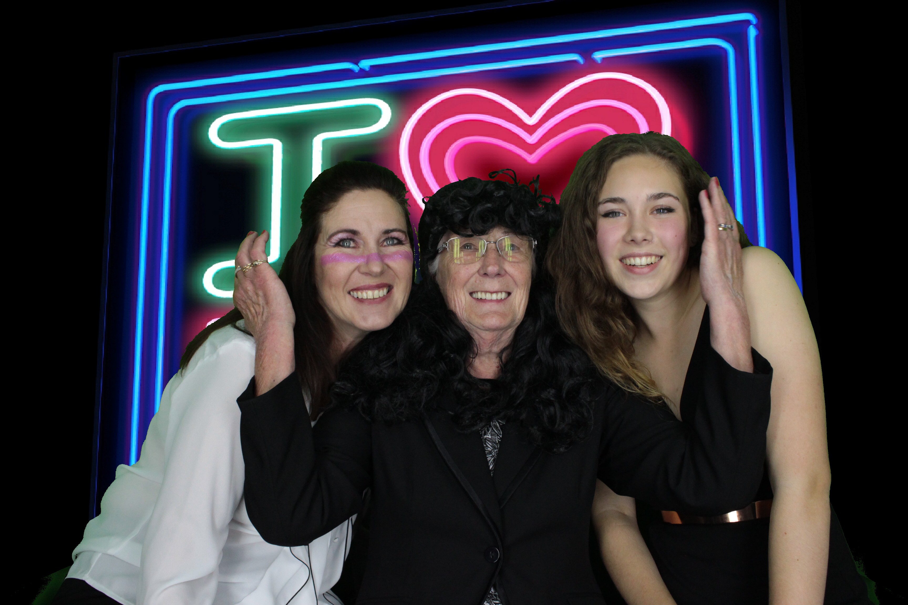 Simon's 50th Birthday | View more photos from the event at gallery.myphotoboothexperience.co.uk/u/MyPhotoBoothExperienceLtd/Simons-50th-Birthday